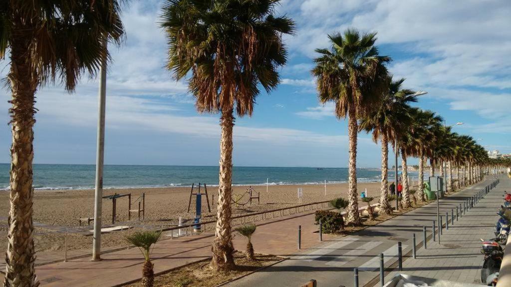 Beach Front Esther 2 Villajoyosa Exteriör bild